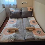 Sinka Vendeghaz * Békésszentandrás