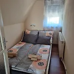 Sinka Vendeghaz Apartament