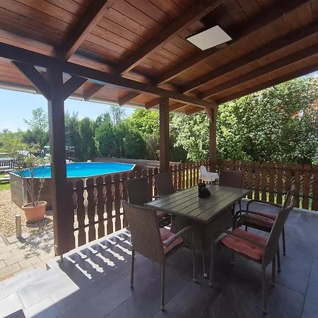 Apartament Sinka Vendeghaz