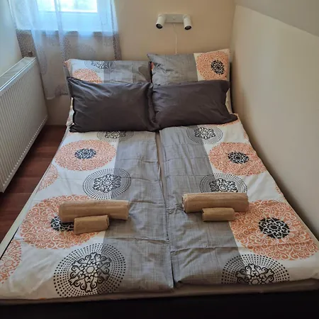 Sinka Vendeghaz * Békésszentandrás